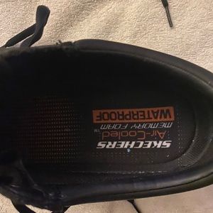 Skechers Premium water proof work shoes. Worn 1 time size 12m